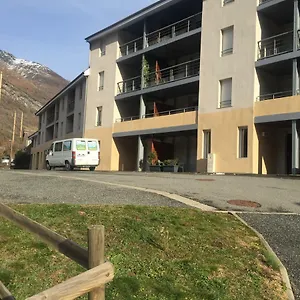 https://loc-luz-st-sauveur-3.midi-pyreneeshotels.com